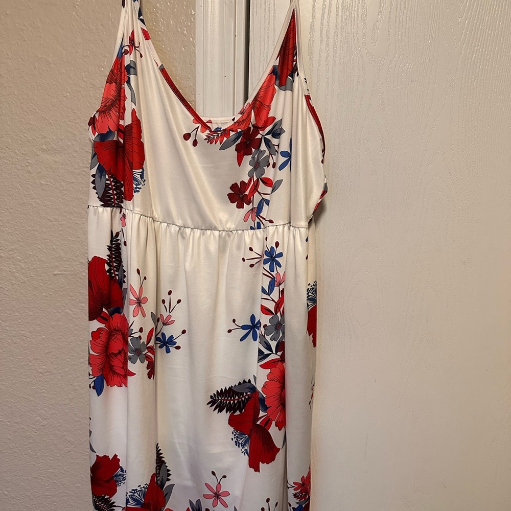 SHEIN Curve Floral Print Dress - Red and White